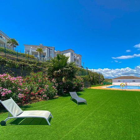 Endless Summer Apartamento De Vacaciones Манільва Екстер'єр фото